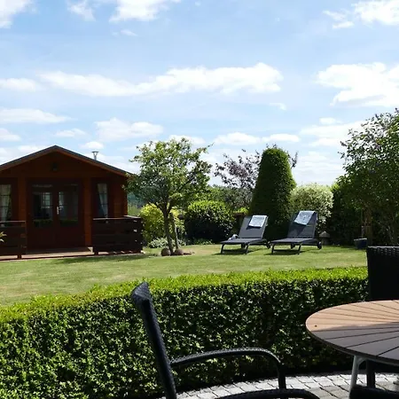 Eifelbergblick Mit Garten, Schleiden, Wandern In The Eifel National Park, Nähe Rursee Apartment *