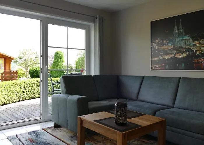 Eifelbergblick Mit Garten, Schleiden, Wandern In The Eifel National Park, Naehe Rursee 施莱登