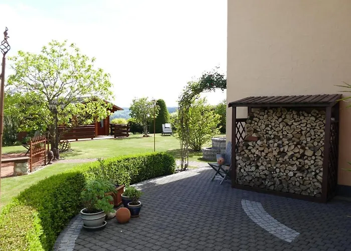 Appartement Eifelbergblick Mit Garten, Schleiden, Wandern In The Eifel National Park, Naehe Rursee *