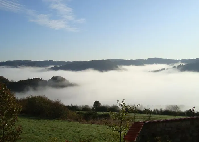 Апартаменты Eifelbergblick Mit Garten, Schleiden, Wandern In The Eifel National Park, Naehe Rursee Шляйден